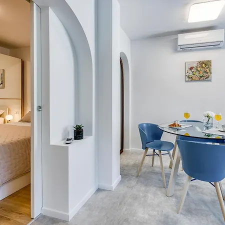 Apartament Pinko